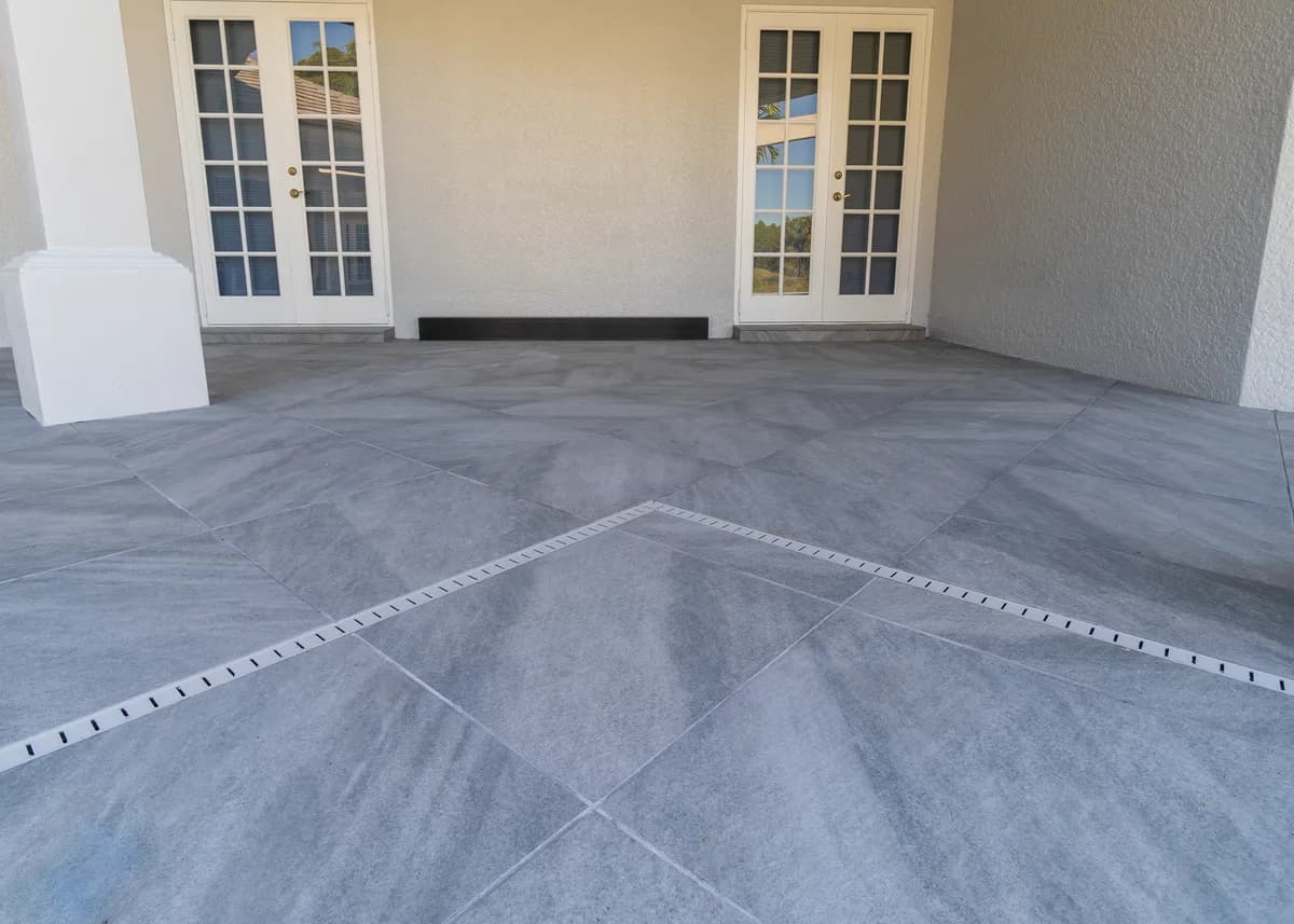 Curved paver walkway installation Sarasota Florida — EC Paver Solutions